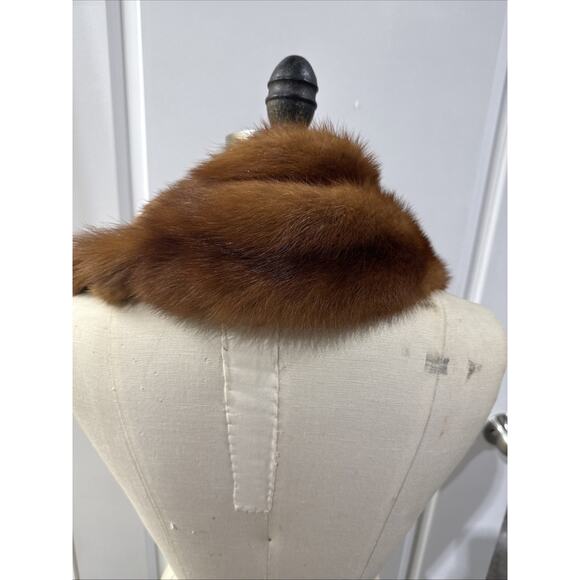 VTG Red Mink Fur Stole Wrap 4 Full Pelts Bakelite Clasp 53” Length No Odor - Picture 7 of 8